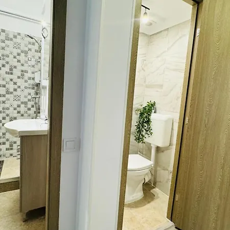 Old Town Charm - Modern & Comfortable In The Heart Of The Apartament *