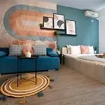 Appartement Old Town Charm - Modern & Comfortable In The Heart Of The