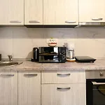 Old Town Charm - Modern & Comfortable In The Heart Of The * Bukarest