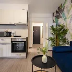 Apartment Old Town Charm - Modern & Comfortable In The Heart Of The *