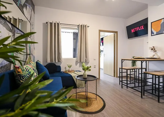 Old Town Charm - Modern & Comfortable In The Heart Of The Boekarest