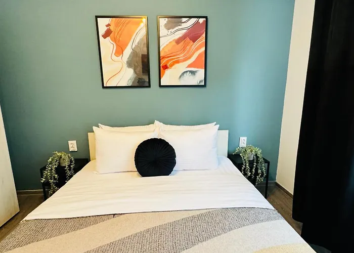 アパート Old Town Charm - Modern & Comfortable In The Heart Of The *